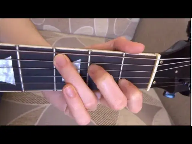 Zdjęcie Chwyty na gitarę akordy - naucz się grać ulubione piosenki szybko